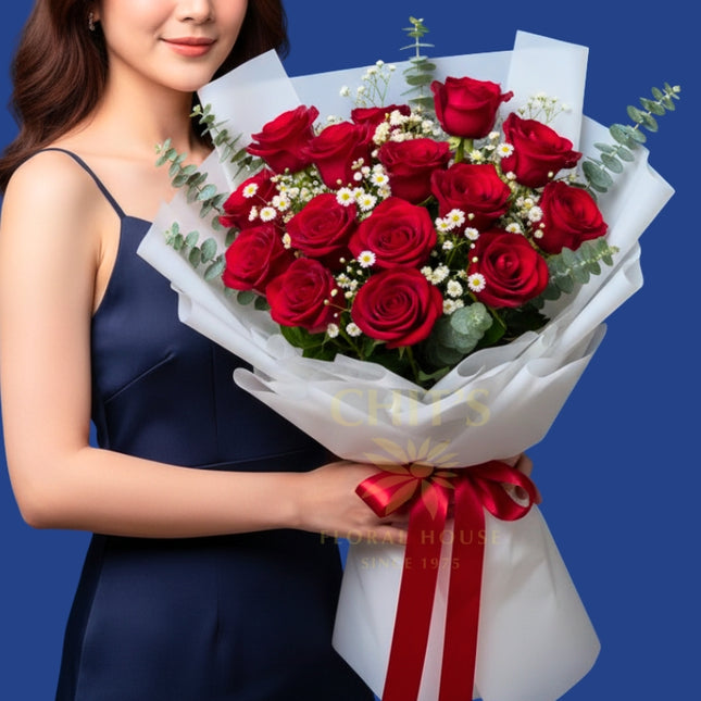 Romantic red rose bouquet for anniversaries and Valentine’s